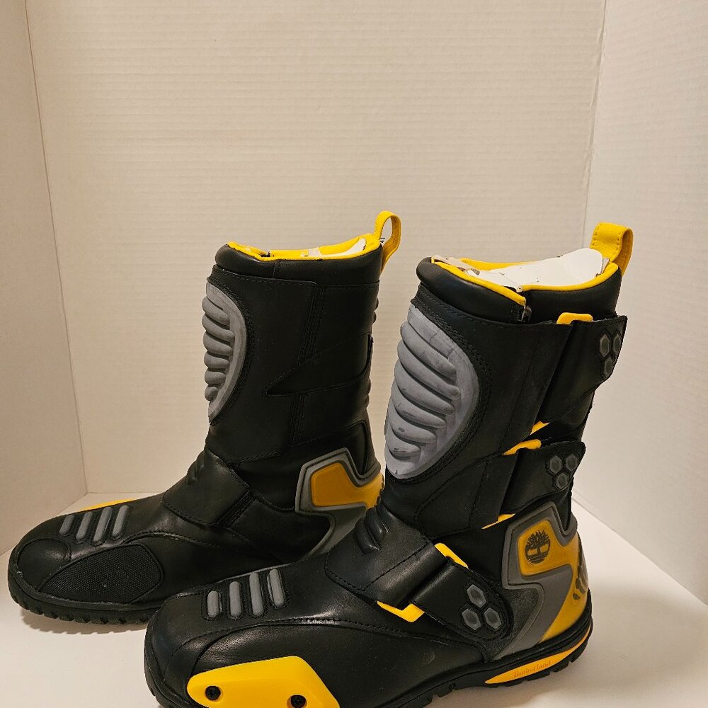 Rare timberland leather motorcycle boots